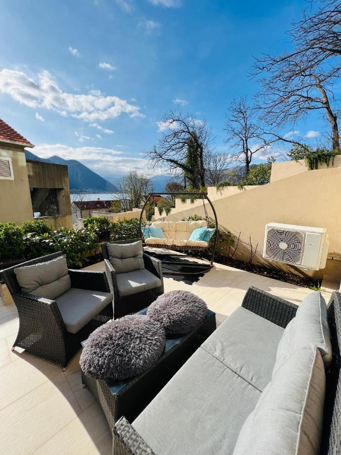 Apartment With Terrace And Private Parking Kotor Exterior photo
